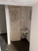 Право аренды помещения площадью 8,7 кв. м в Апраксином дворе.